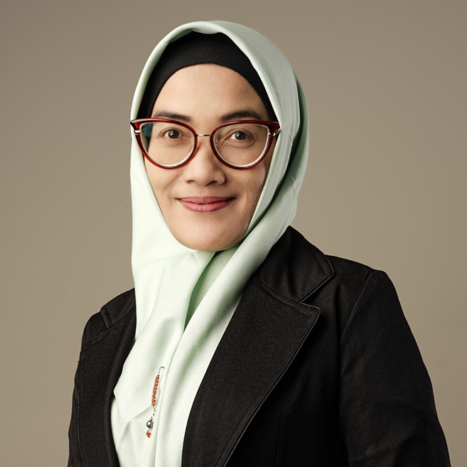 dr. Sofiana, Sp.F.M., SH
